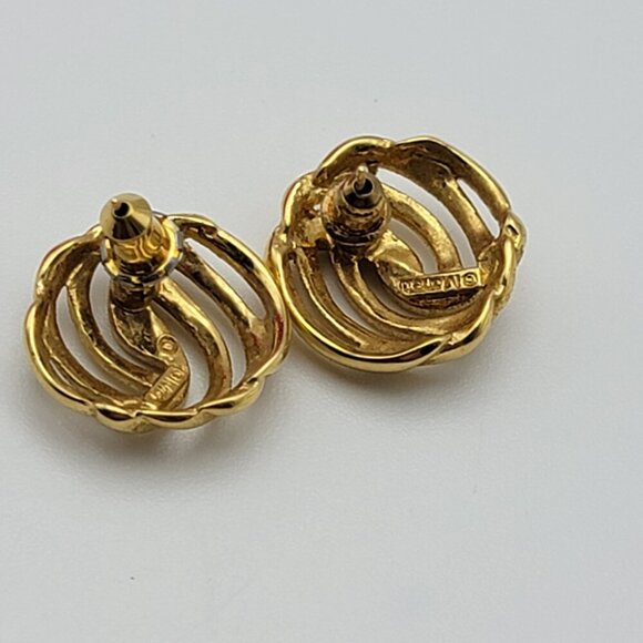 Monet Gold Tone Love Knot Stud Earrings Pierced Post 17 mm - Picture 3 of 5